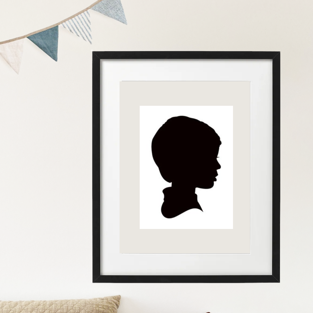 Cherished Moments in Time: Hand-Drawn Silhouette Portraits