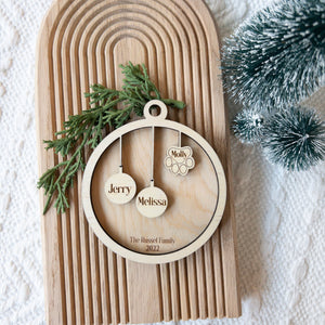 Personalized Tree Ornament Family and Pets